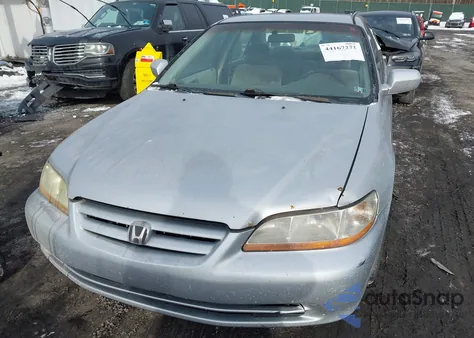 2002 Honda Accord Lx из США, поврежденный, VIN 1HGCG66572A002485